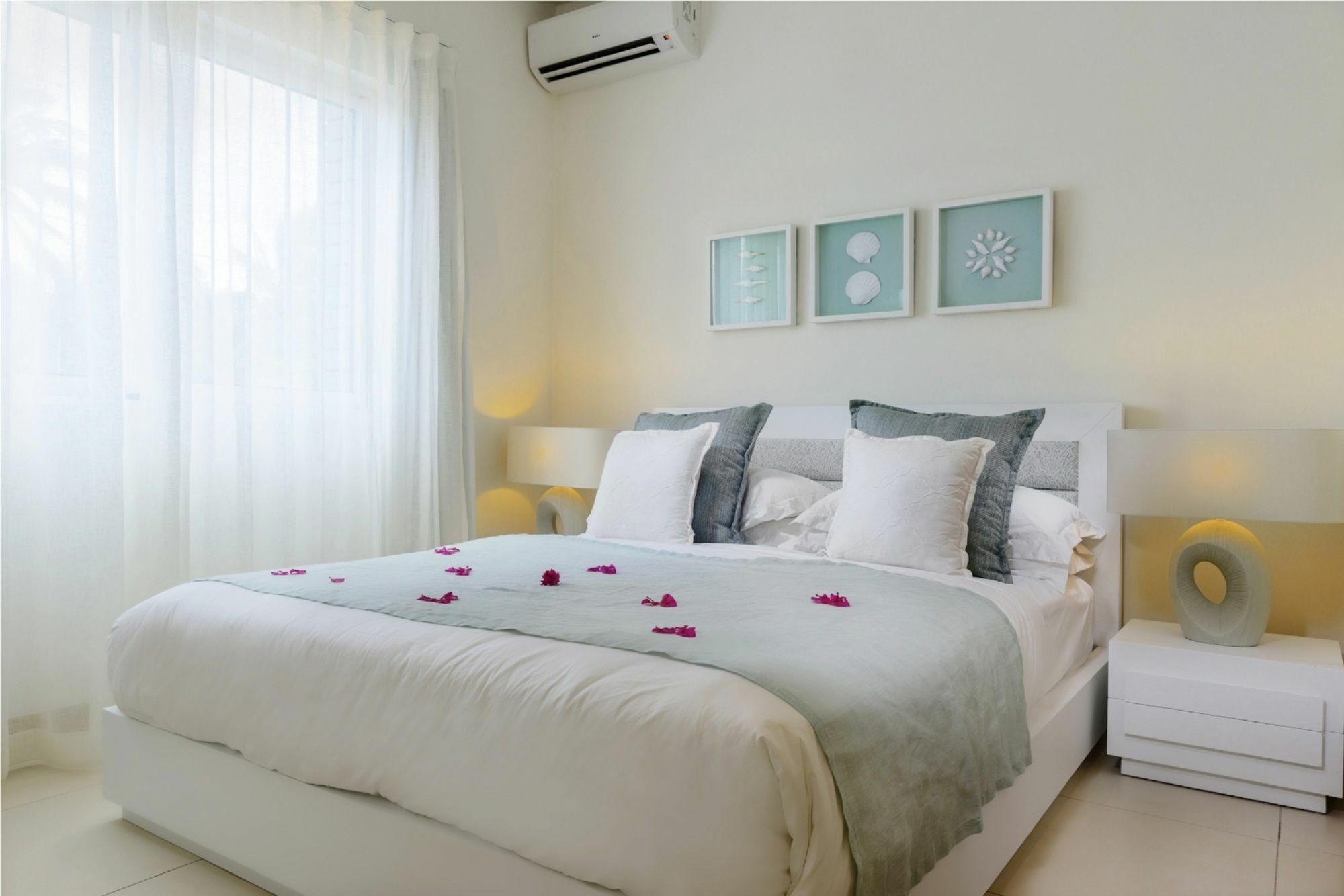 Myra Seafront Suites With Lov Cap Malheureux Dış mekan fotoğraf