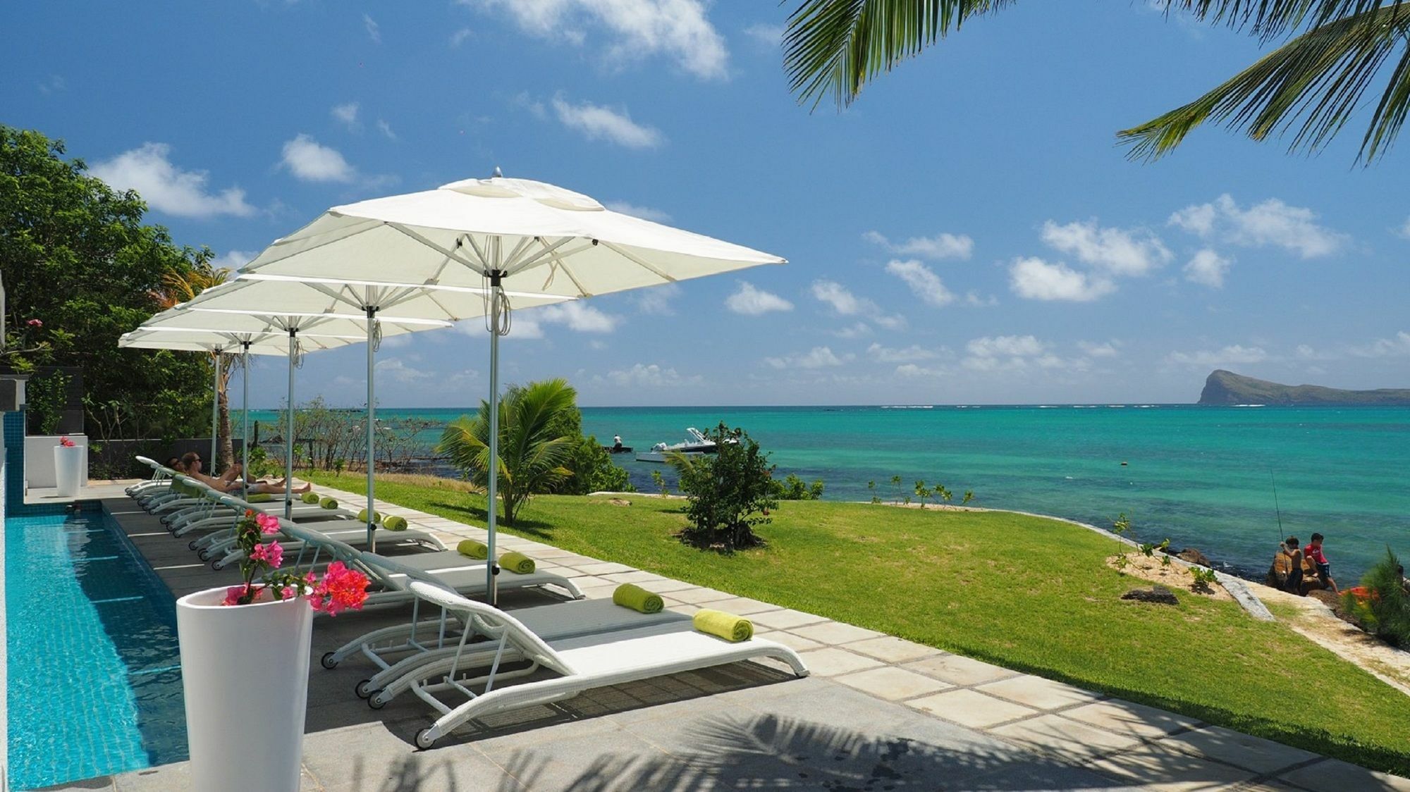 Myra Seafront Suites With Lov Cap Malheureux Dış mekan fotoğraf